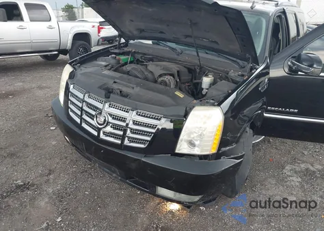 2009 Cadillac Escalade Standard из США, поврежденный, VIN 1GYFK23209R216656